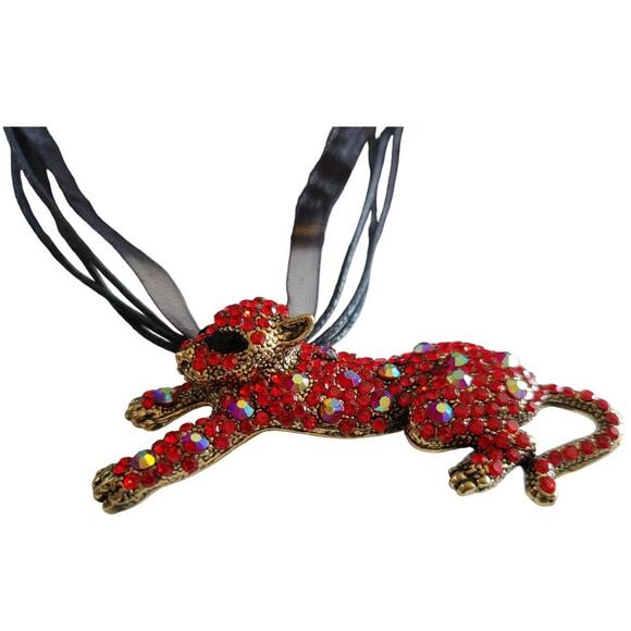 Red Round, Black Marquise, Iridescent Crystal Cat Panther Antiqued Gold Brooch - Picture 6 of 6